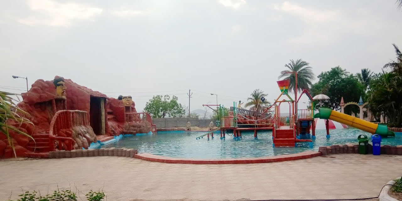 Diamond Parks, Pune Tourist Attraction