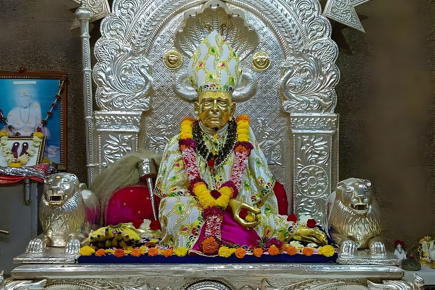 Shri Swami Samarth Temple Pune